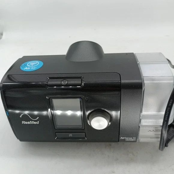 RESMED AIRSENSE 10 AUTOSET SLEEP APNEA MACHINE only 33 RUN HOURS - Picture 3 of 6